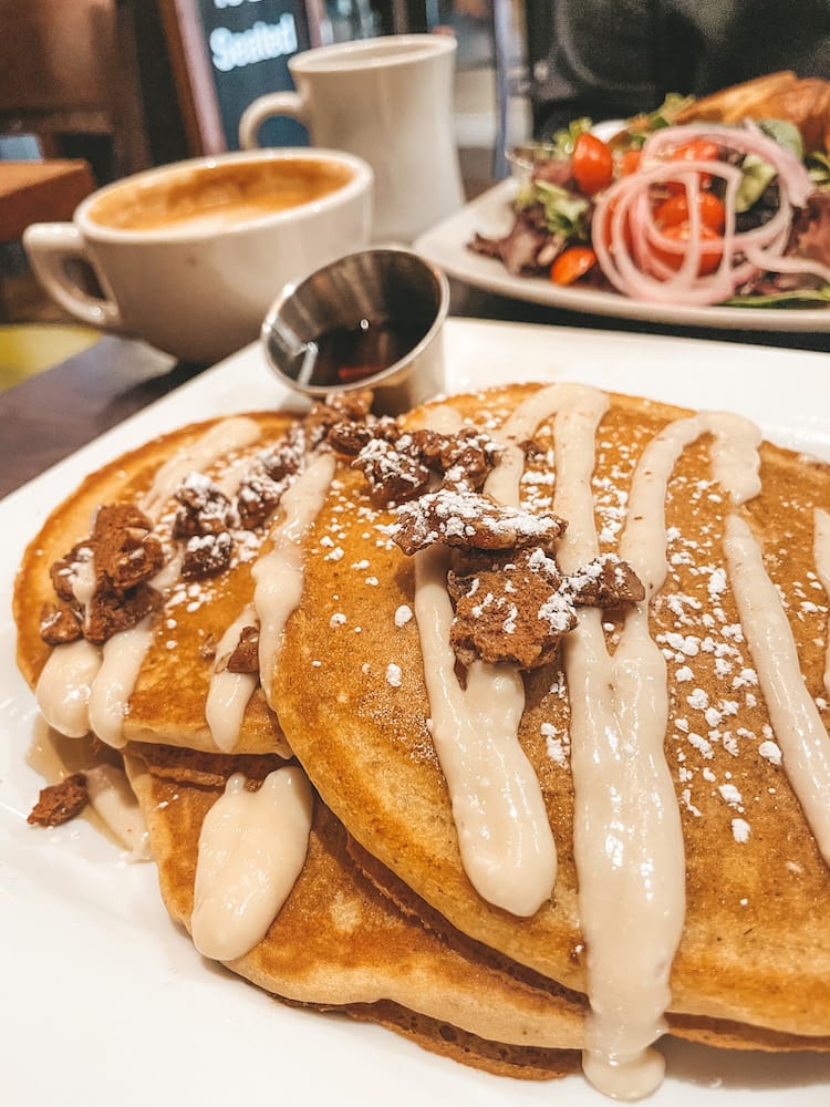 Best Things to Do in Cottonwood, Arizona - Crema Craft Kitchen & Bar - Travel by Brit