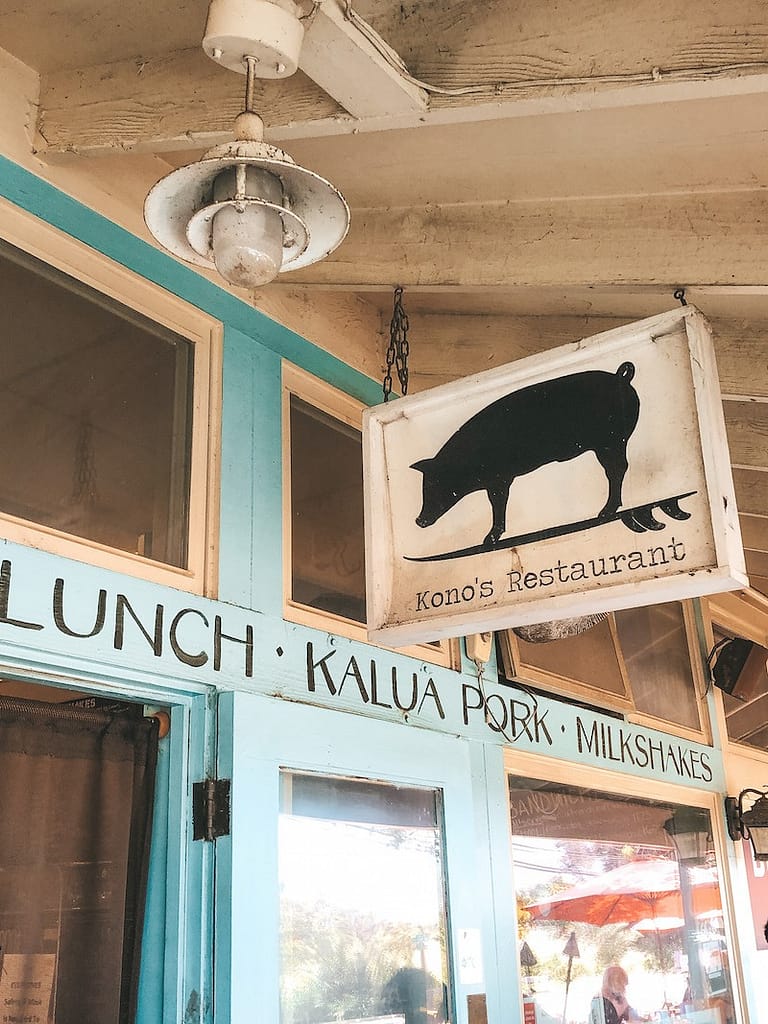 Kono's Restaurant on the North Shore, one of the best places to eat on a North Shore day trip itinerary