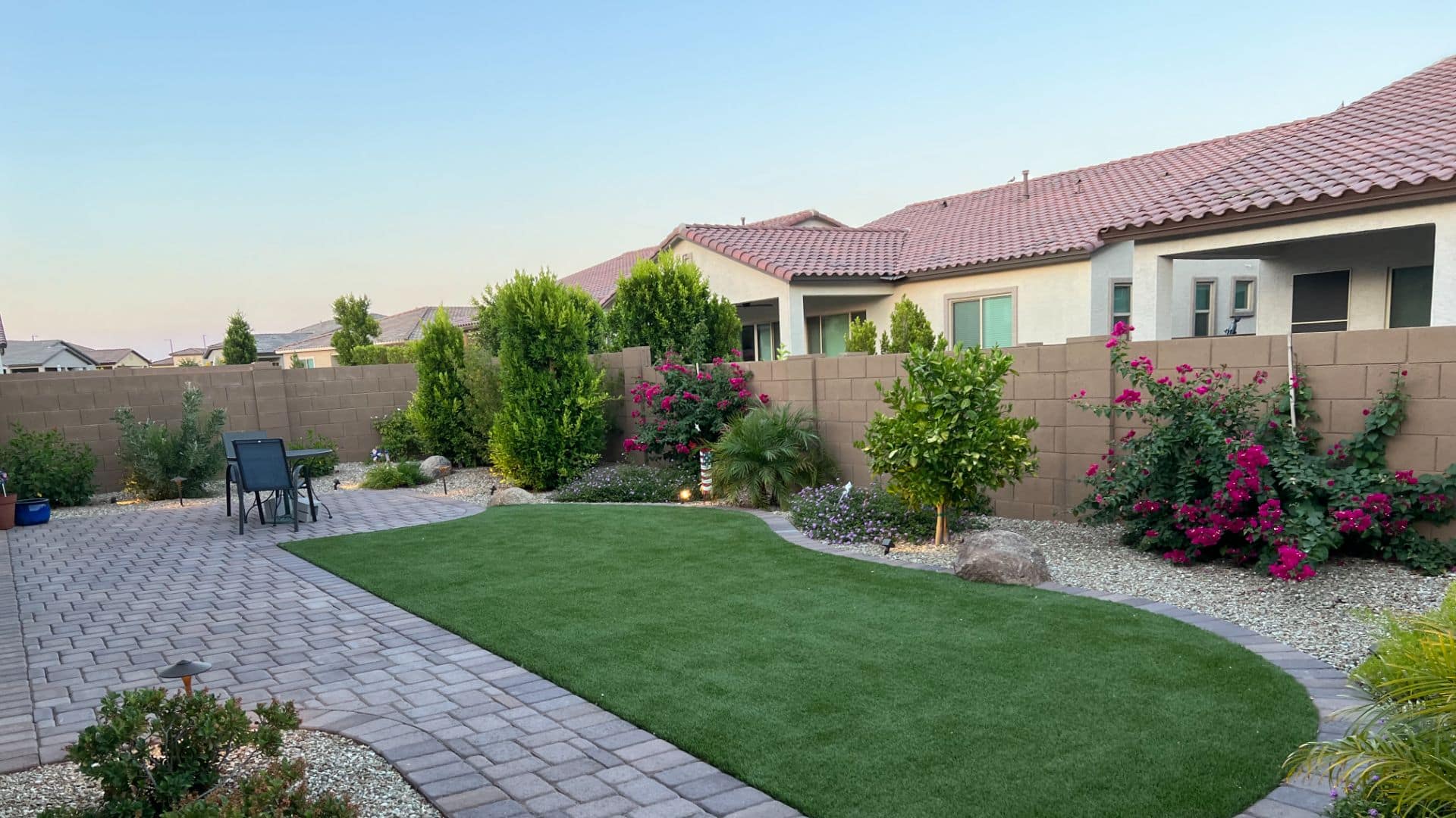 Synthetic__Natural_Lawn_2_2024-01-04